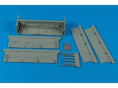 F-117A Nighthawk bomb bay - Tamiya - image 1