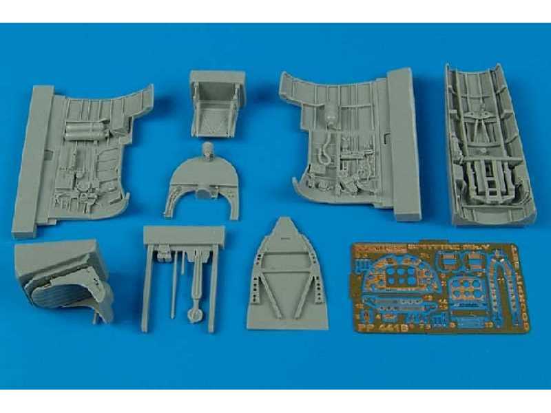 Spitfire Mk. V cockpit set - Hasegawa - image 1