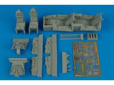 F-16B MLU Fighting Falcon cockpit set - Hasegawa - image 1