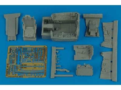 F-100C Super Sabre cockpit set - Trumpeter - image 1