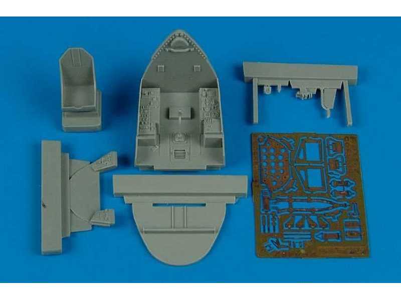 F4U-7 Corsair cockpit set - Hasegawa - image 1