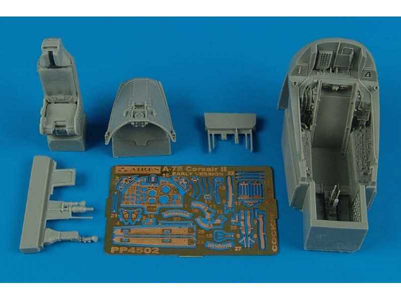 A-7E Corsair II cockpit set (early v.) - Hobby boss - image 1