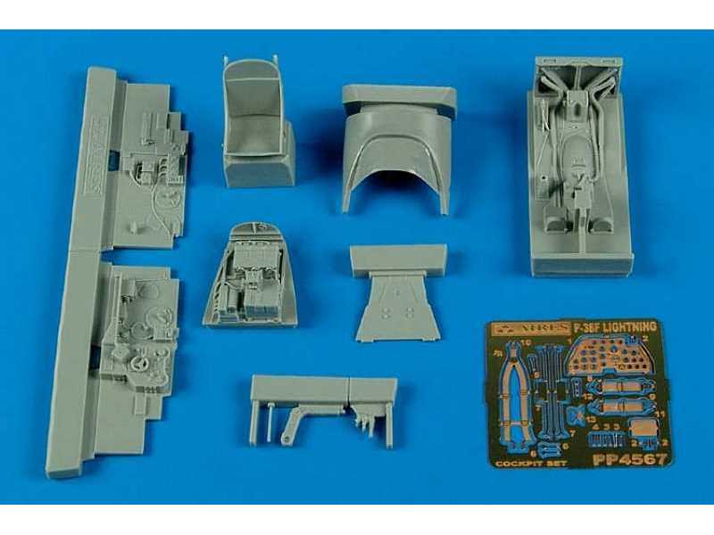 P-38F Lightning cockpit set - Academy - image 1 P-38F Lightning cockpit set - Academy - image 1