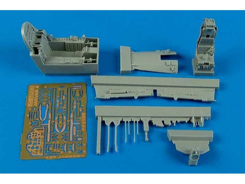 Sepecat Jaguar A cockpit set - Kitty Hawk - image 1