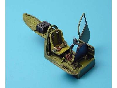 P-39 AIRACOBRA cockpit set - Academy - image 1