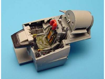 F-100D SUPER SABRE cockpit set - Italeri - image 1