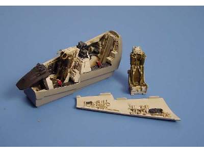 McDD F-4F PHANTOM II cockpit set - Revell - image 1