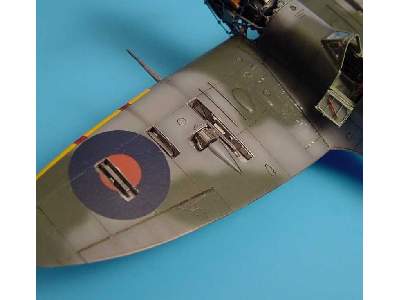 Supermarine Spitfire Mk. Vb gun bay - Tamiya - image 1