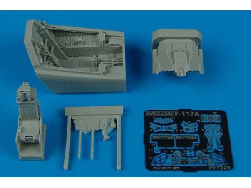 F-117A Nighthawk cockpit set - Academy - image 1