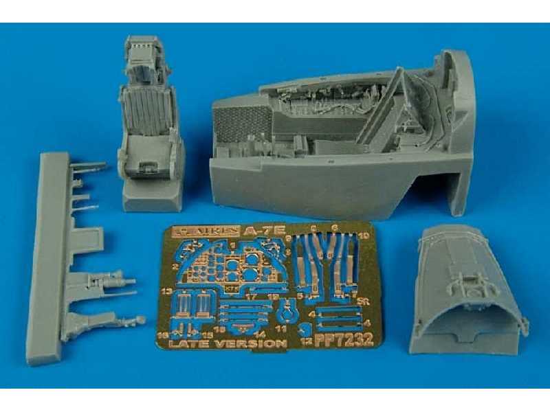 A-7E Corsiar II (late v.) cockpit set - Hobby boss - image 1