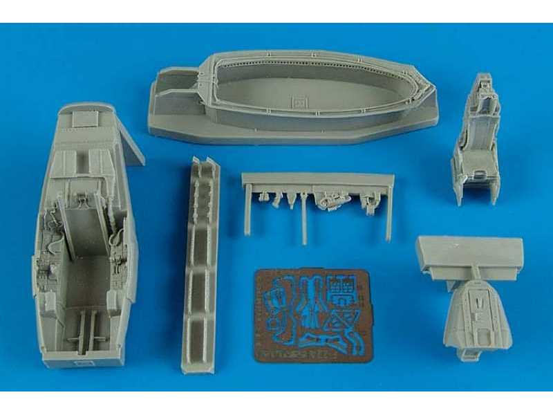F/A-22A Raptor cockpit set - Academy - image 1 F/A-22A Raptor cockpit set - Academy - image 1