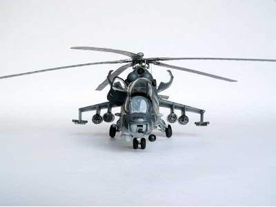 Mil Mi-24V Hind-E Helicopter - image 22