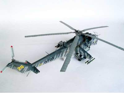 Mil Mi-24V Hind-E Helicopter - image 23