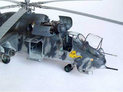 Mil Mi-24V Hind-E Helicopter - image 24