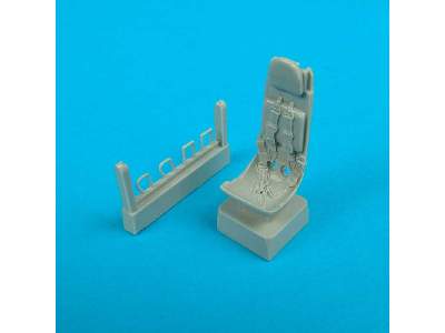 He 162 ejection seat with safety belts - Italeri - image 1