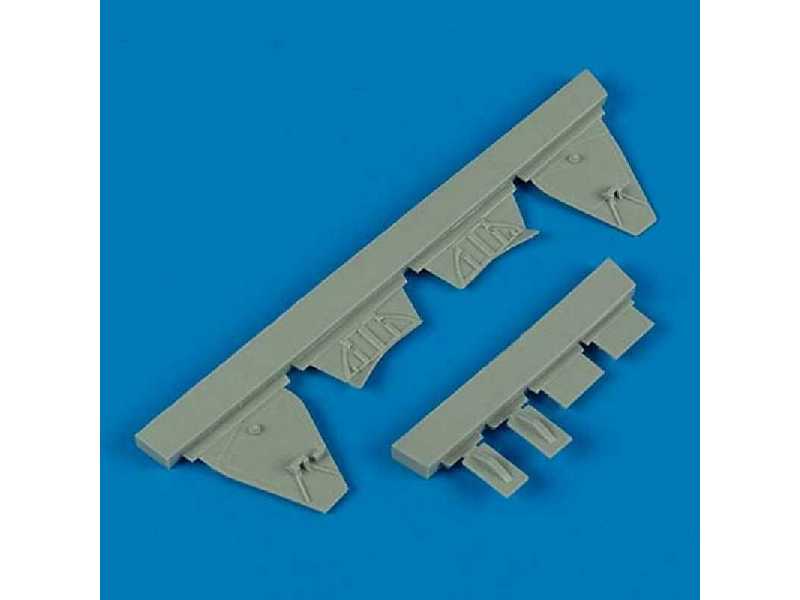 J2M3 Raiden undercarriage covers - Hasegawa - image 1 J2M3 Raiden undercarriage covers - Hasegawa - image 1