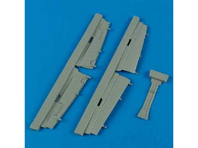 F7F Tigercat undercarriage covers - Italeri - image 1