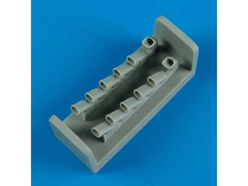 IL-2 Shturmovik exhaust - Tamiya - image 1 IL-2 Shturmovik exhaust - Tamiya - image 1