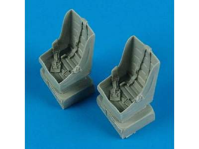 T-28 Trojan seats with safety belts - Roden - image 1