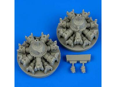 A-20 Havoc engines - Italeri - image 1