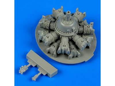 SB2C Helldiver engine - Revell - image 1