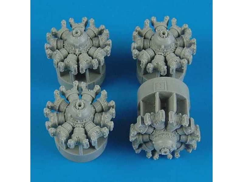 B-17G flying fortress engines - Revell - image 1