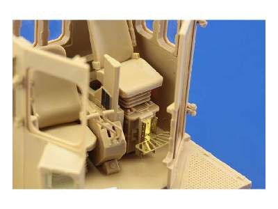 D9R Doobi interior - colour 1/35 - Meng - image 7