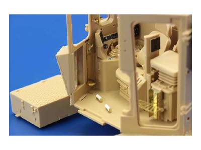 D9R Doobi interior - colour 1/35 - Meng - image 9