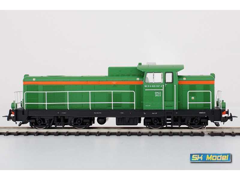 SM42-2633 typ Ls800P industrial locomotive - image 1