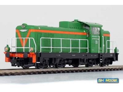 SM42-2633 typ Ls800P industrial locomotive - image 2