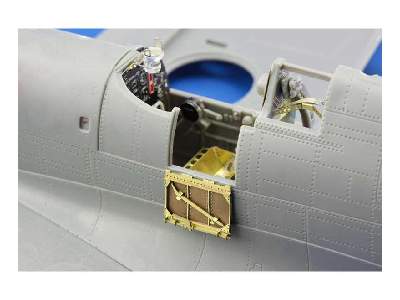 Spitfire Mk. II interior S. A. 1/32 - Revell - image 10