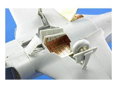 F-80 exterior 1/48 - Hobby Boss - image 5