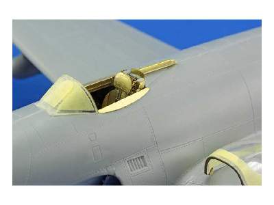 F-80 interior S. A. 1/48 - Hobby Boss - image 4