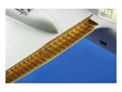 Fw 200 landing flaps 1/72 - Trumpeter - image 5