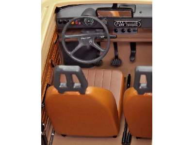 Trabant 601 Universal - image 6