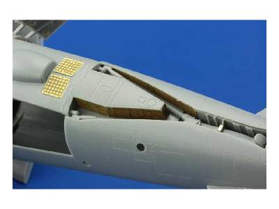 A-6A undercarriage 1/32 - Trumpeter - image 7