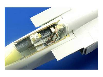 Tornado IDS seatbelts 1/48 - Revell - image 2