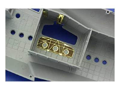 Sunderland Mk. III bomb racks 1/72 - Italeri - image 6