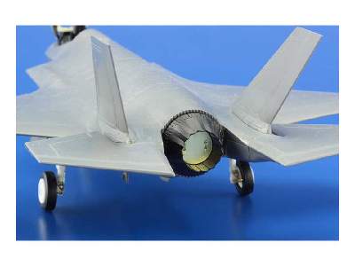 F-35A S. A. 1/72 - Academy Minicraft - image 13