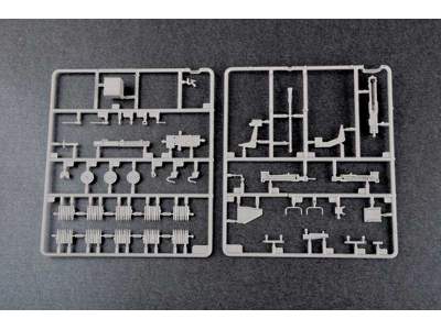 German 37mm Flak 43 Zwilling - image 7