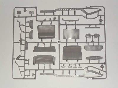 Admiral Saloon - WWII German Passenger Car - image 14