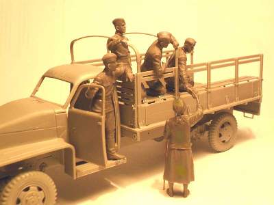 Soviet Motorized Infantry (1943-1945) - 5 figures - image 2