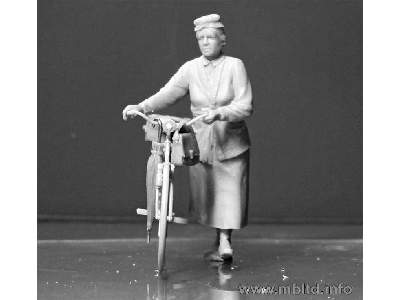 Frau Muller. Woman & Women's Bicycle, Europe, WWII Era - image 3