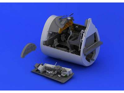 F4U-1 cockpit 1/32 - Tamiya - image 2