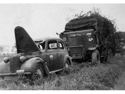 British Staff Car Forlite Saloon 8HP mod.1939 - image 10