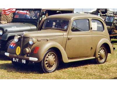 British Staff Car Forlite Saloon 8HP mod.1939 - image 11