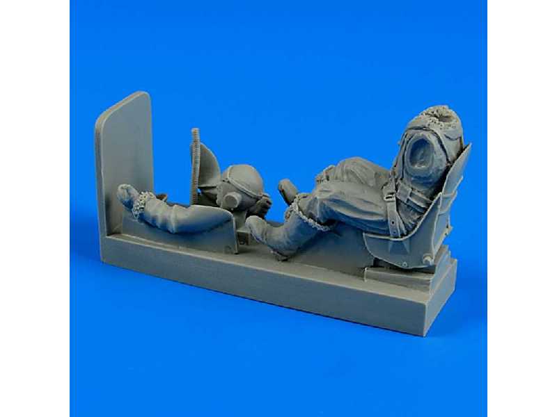 R.A.F. pilot with seat for Spitfire - image 1 R.A.F. pilot with seat for Spitfire - image 1