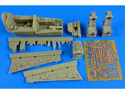 F-4D Phantom II (early v.) cockpit set - Academy - image 1