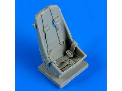 Me 163B seat with safety belts - Meng - image 1