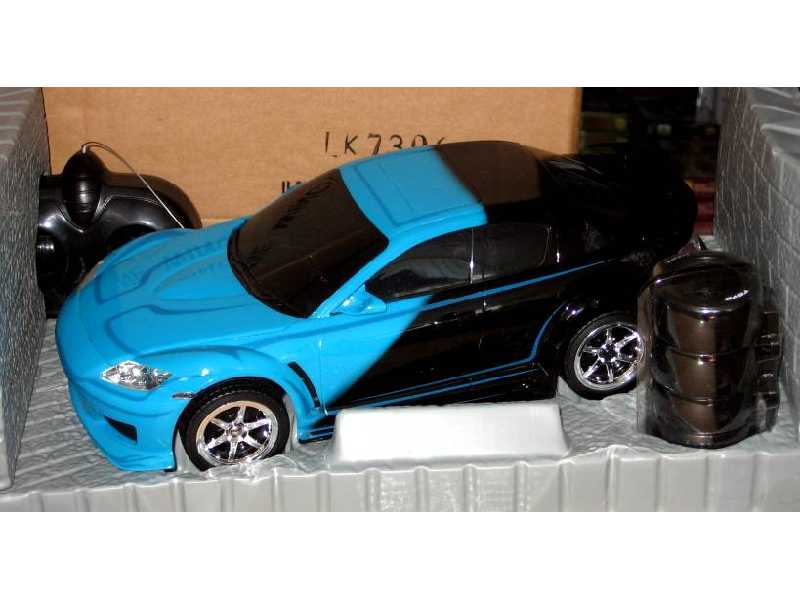 R/C Mazda RX-8 - drifting - image 1